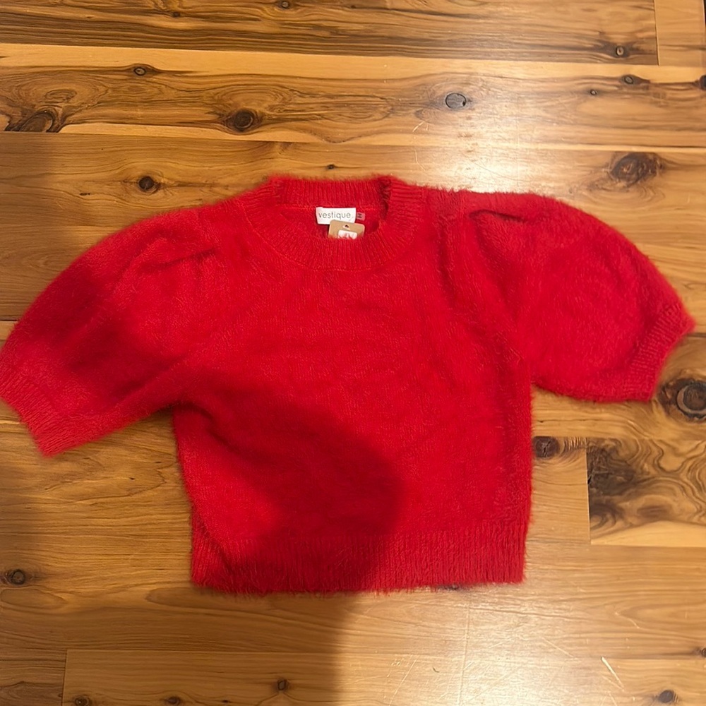 Vestique Crop Top